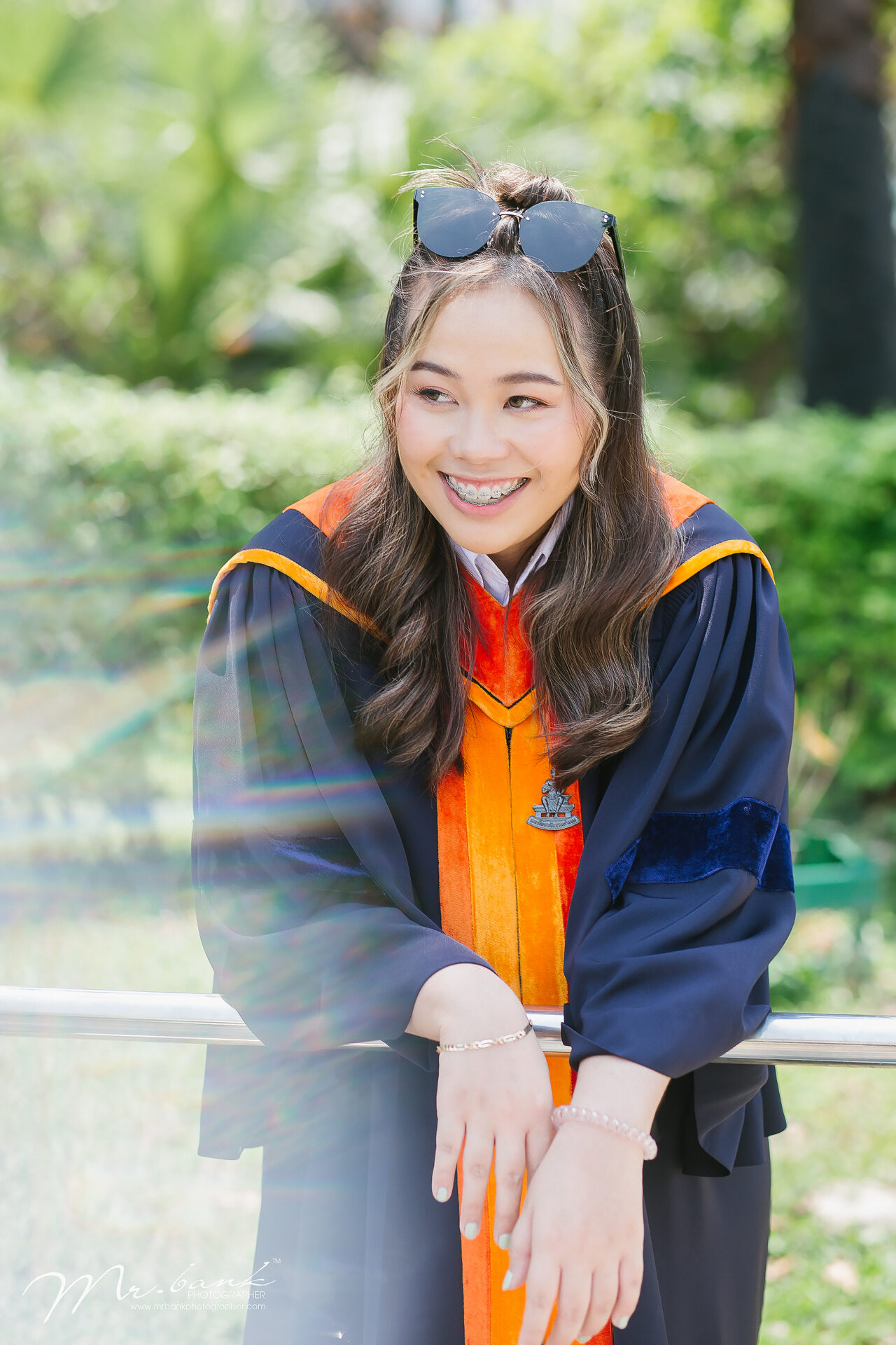 Earn-Ramkhamhaeng University