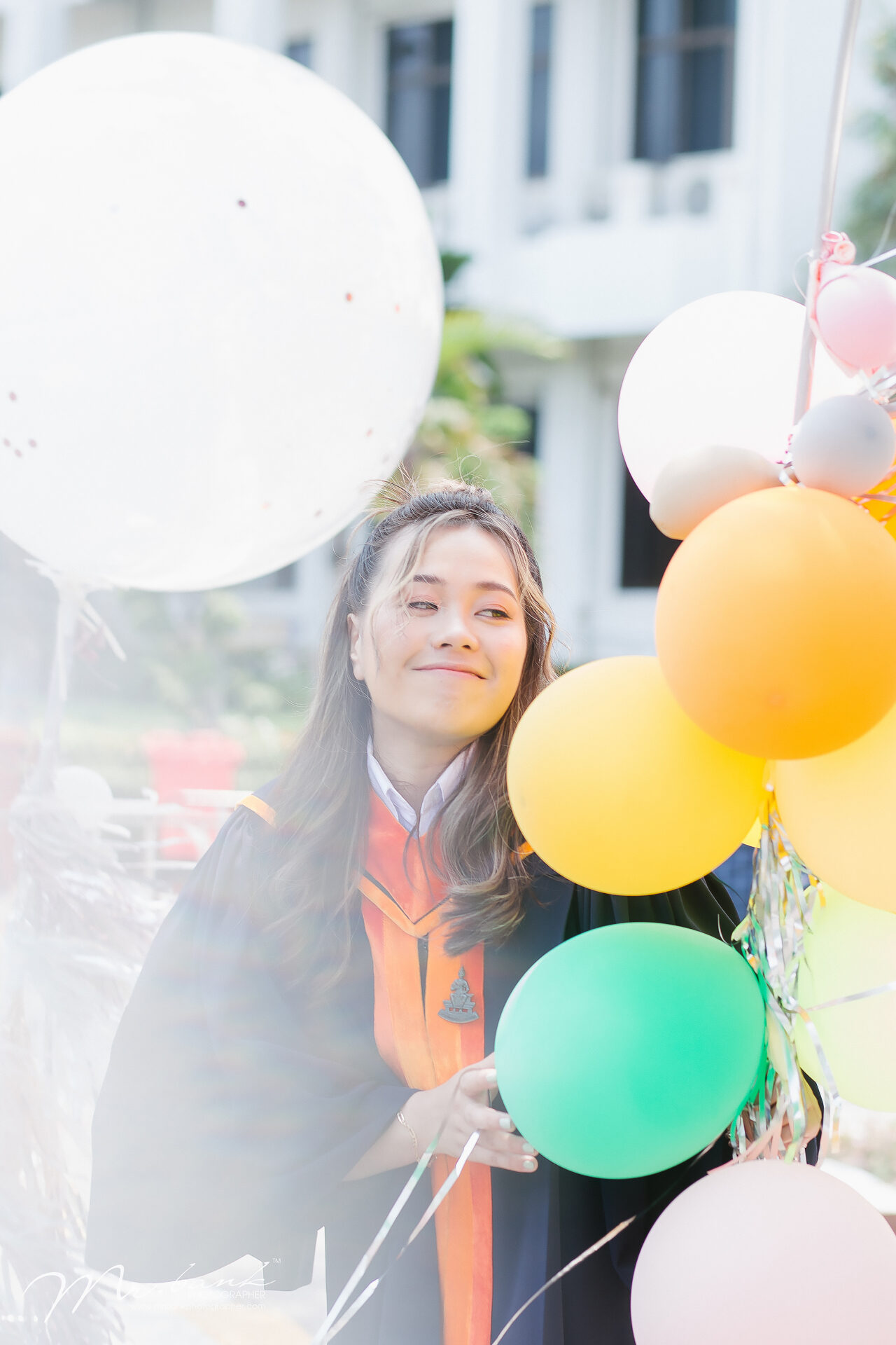 Earn-Ramkhamhaeng University