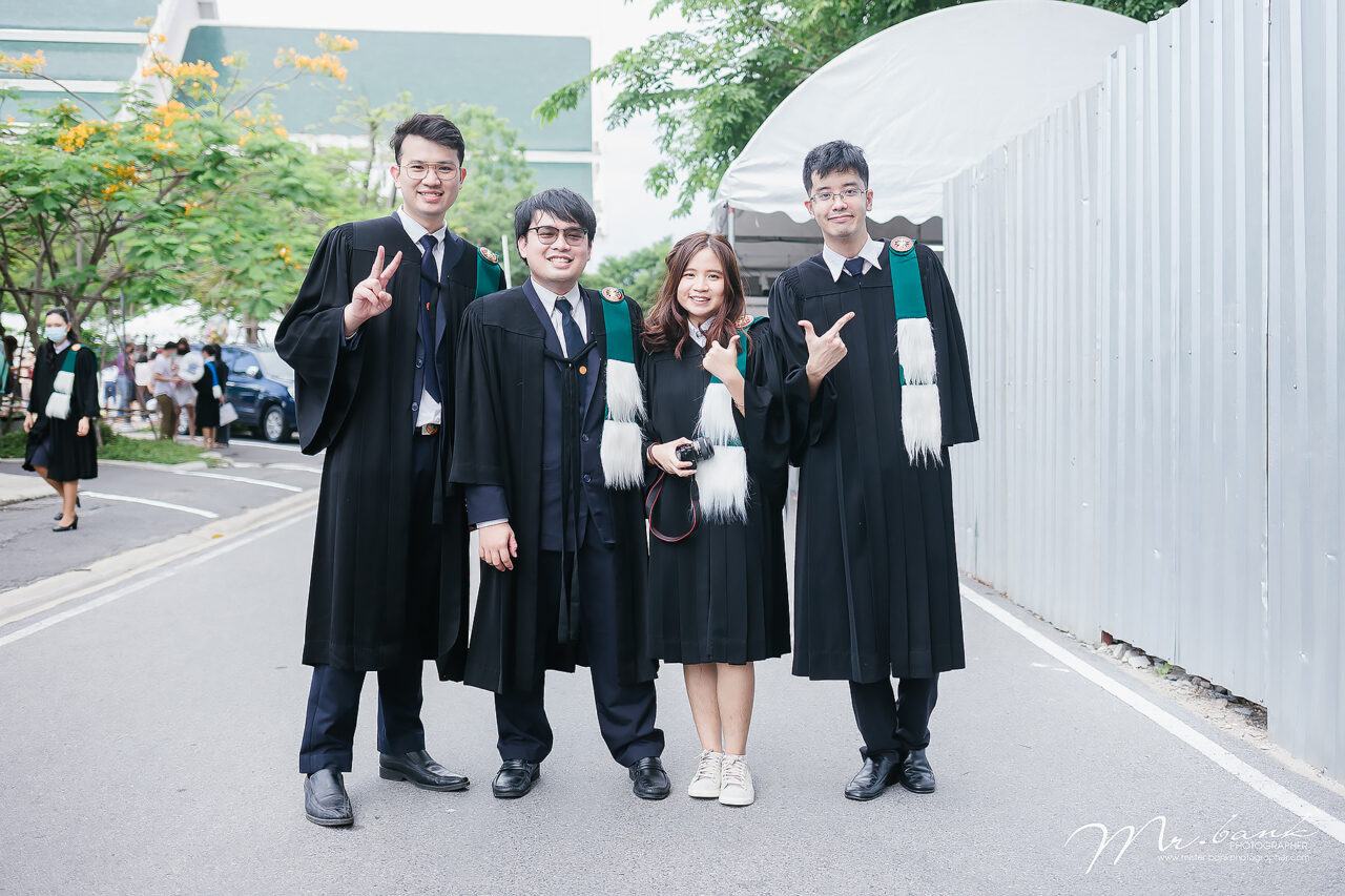 Ritz-Thammasat University